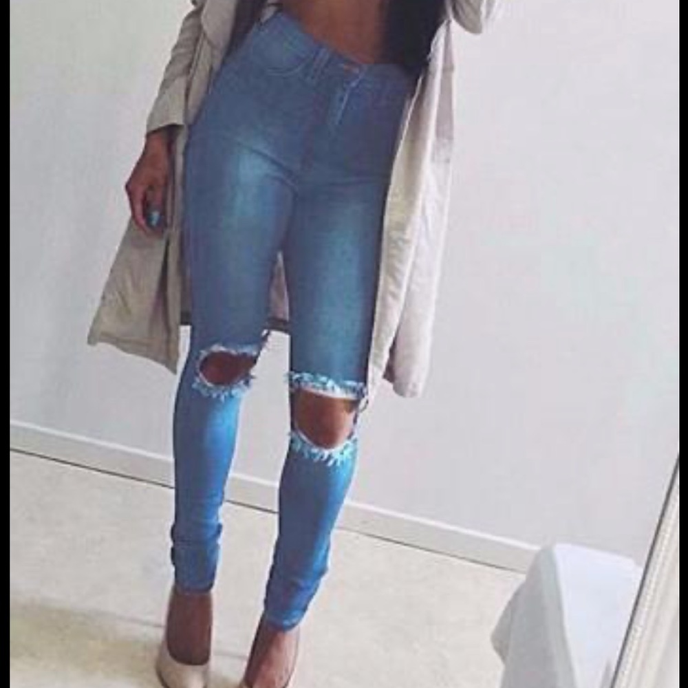 !!!!SOLD!!!! FASHION NOVA TOUGH LUCK JEANS